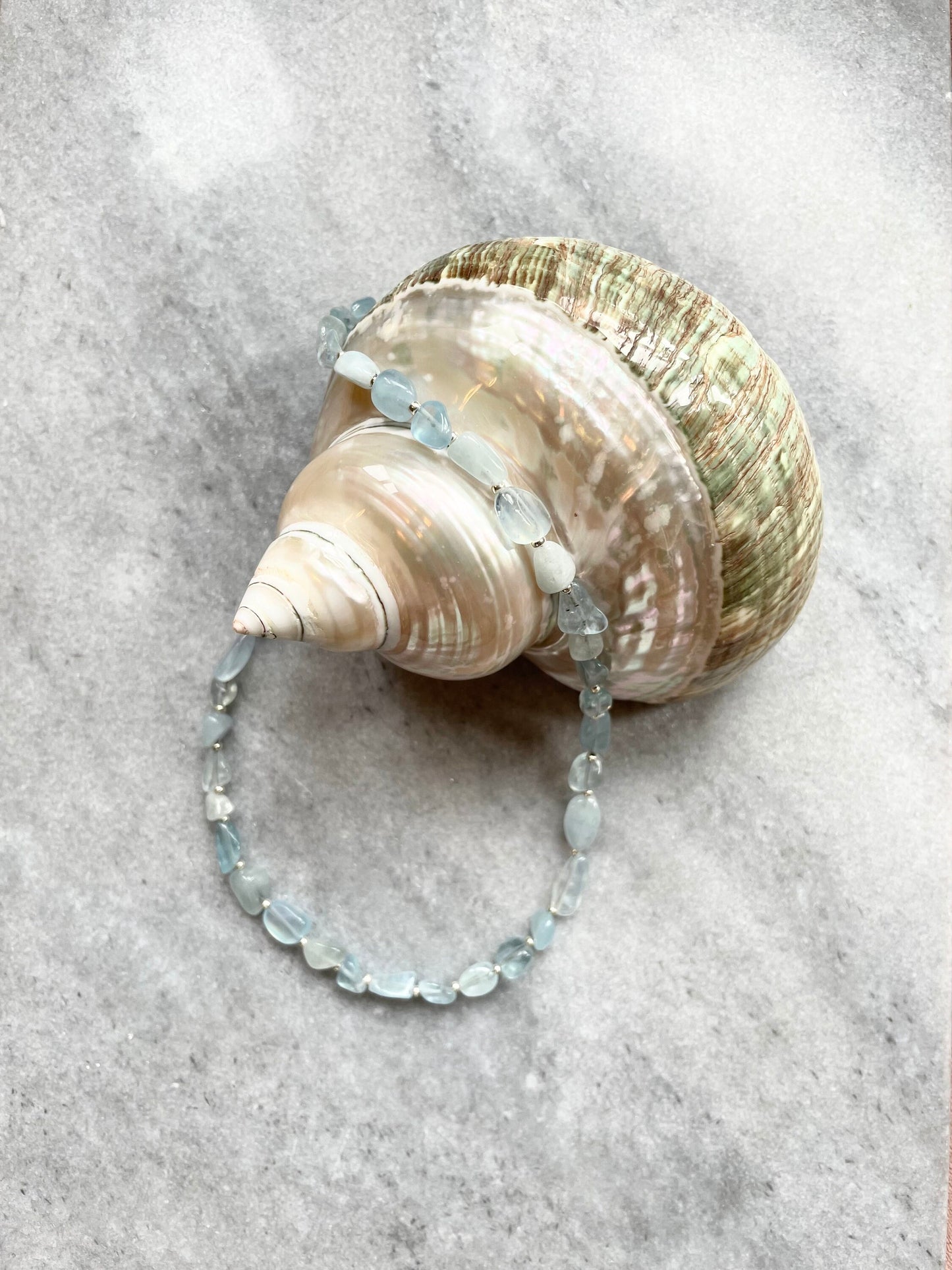 Collier de perles nuage aigue-marine