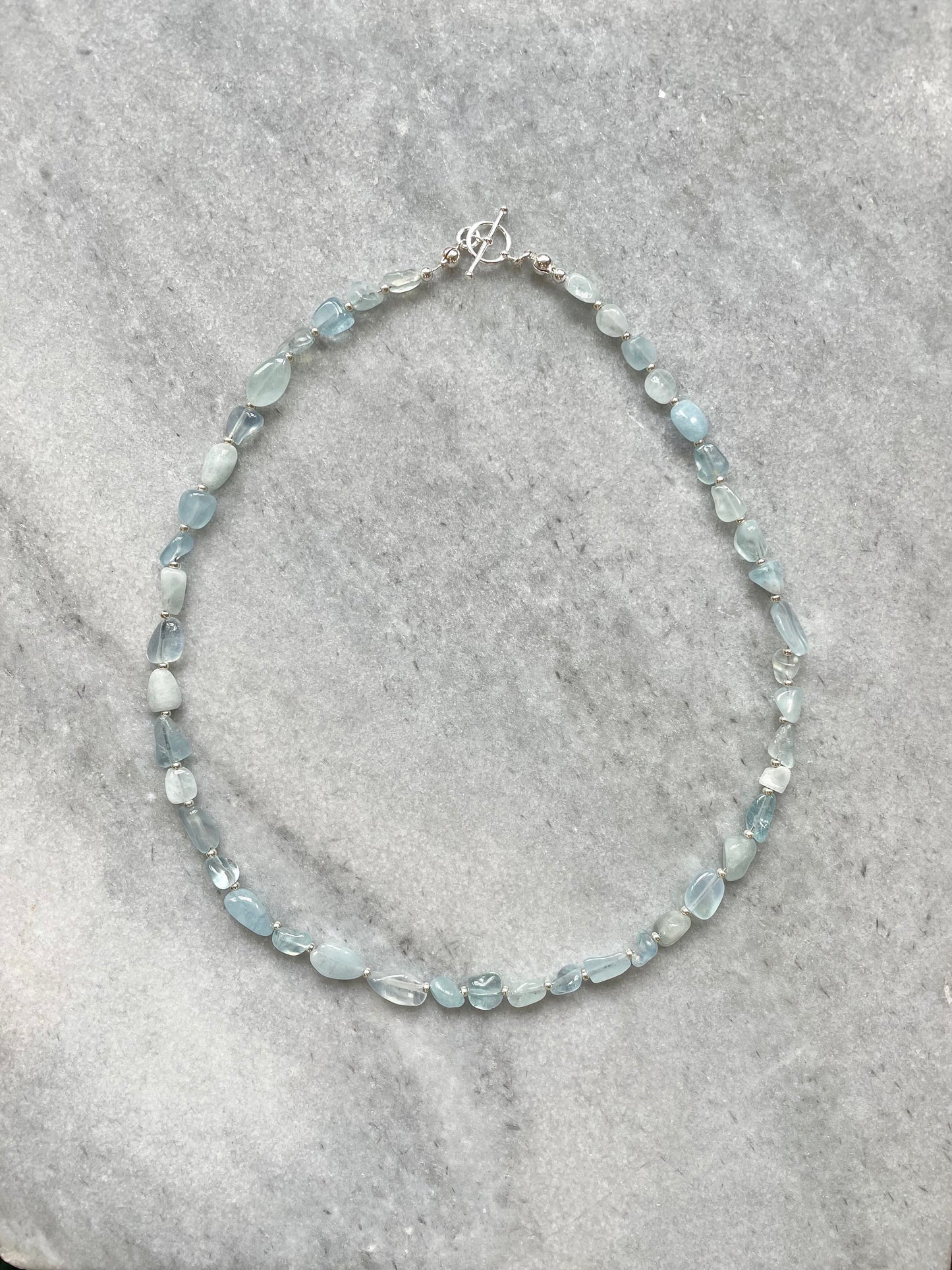 Collier de perles nuage aigue-marine