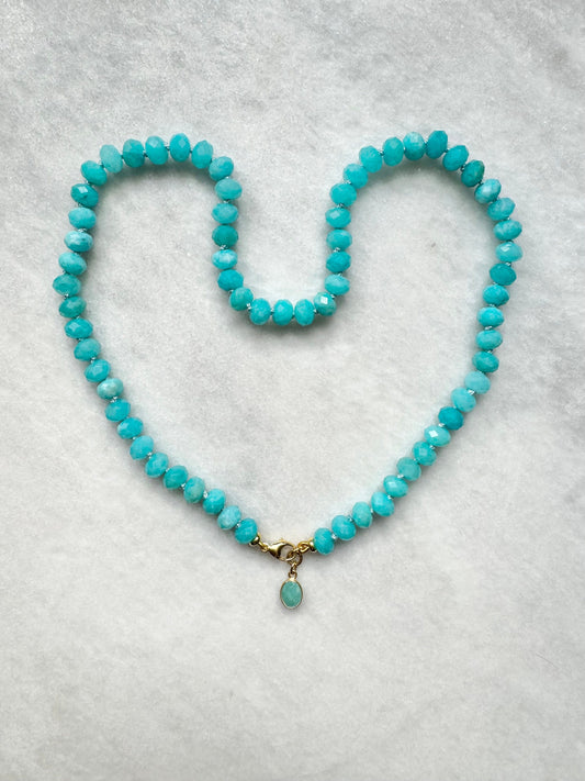 Collier noué en soie amazonite
