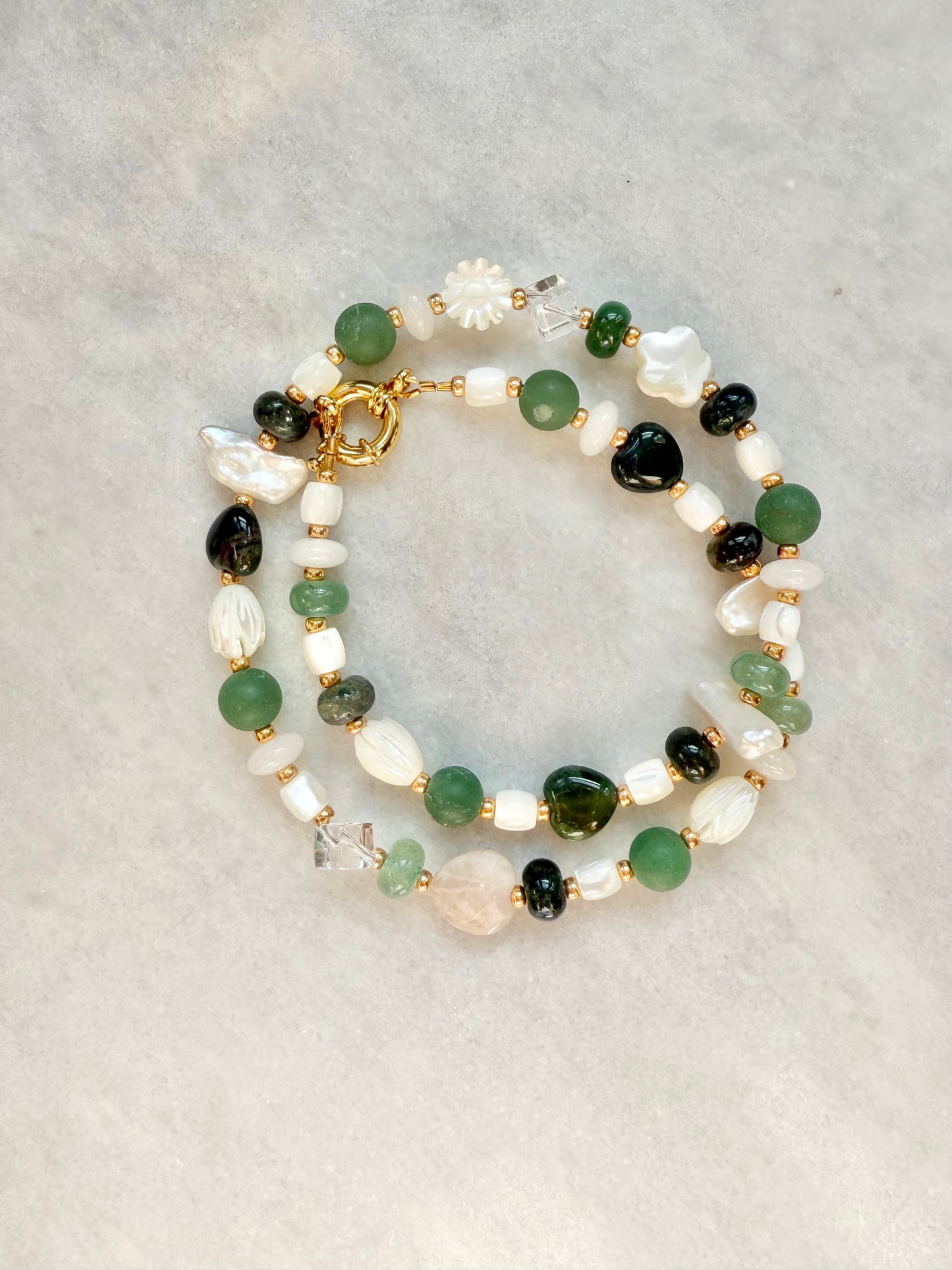 Collier de perles d’été multi-pierres précieuses / Plaqué or