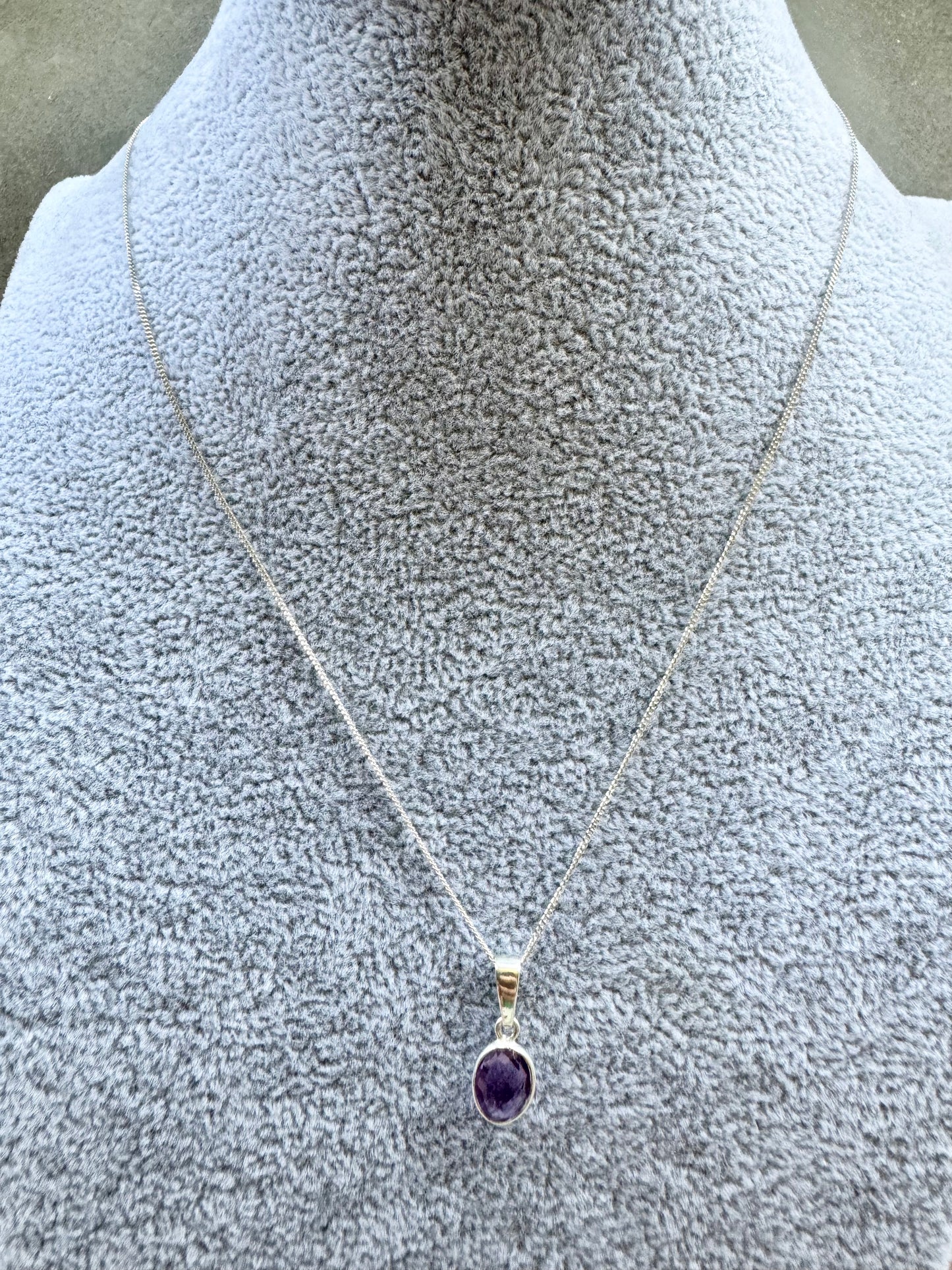 Dainty Amethyst Silver Pendant Necklace